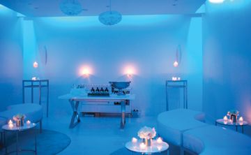 Urban Enoteca Brings Together Wine, Food and Parties