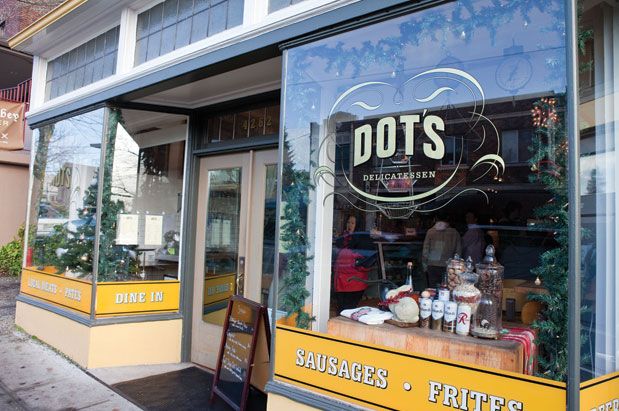 Dining Guide: Our Favorite Neighborhood Restaurants