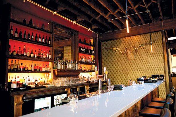 Manhattan Drugs is More Style Than Substance