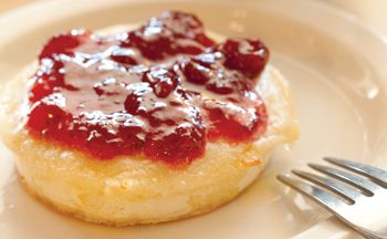 Food We Love: Fresh Crumpets from The Crumpet Shop