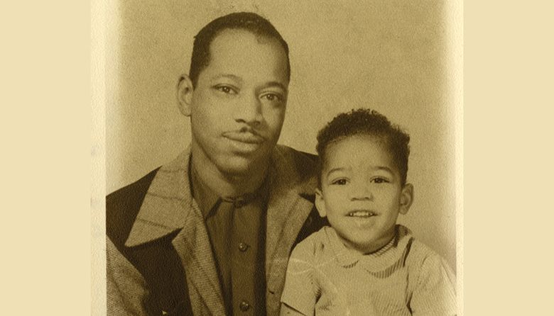 Jimi Hendrix Exhibit Reveals Early Sparks of Creativity