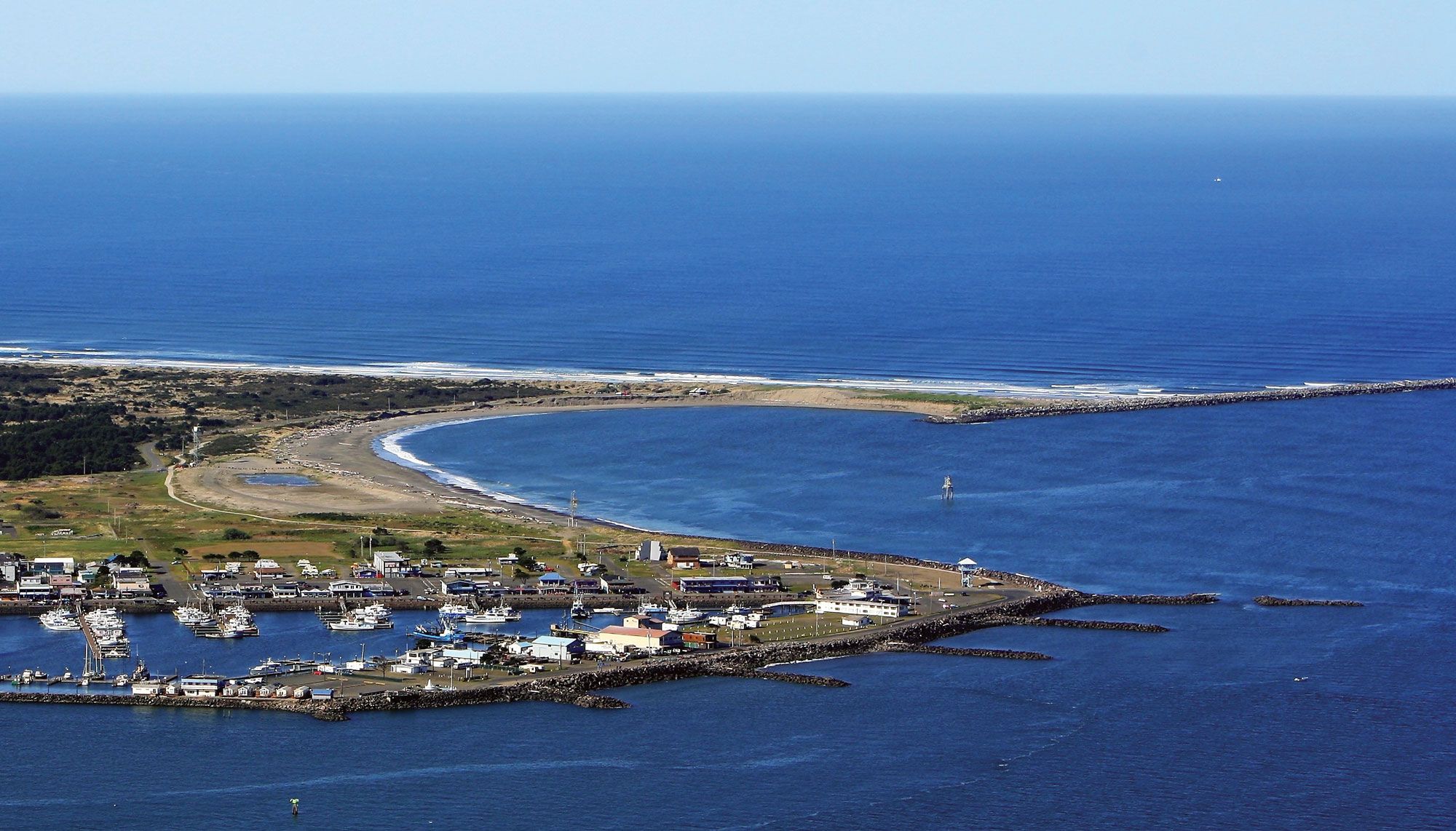 Local Pottery That's as Useful as It Is Gorgeous