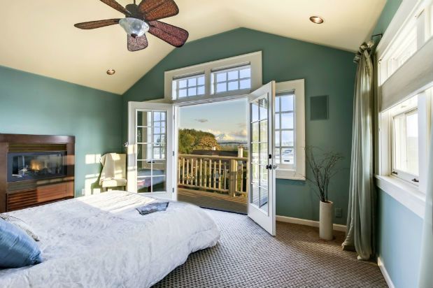 What's Wrong with this House: Laurelhurst Abode with Stunning Views