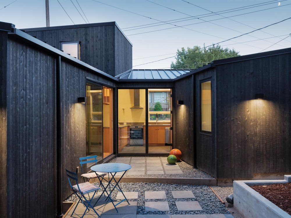 AIA Seattle Home of Distinction: Thinking Big to go Small