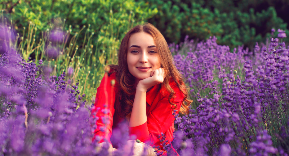 Seattle Magazine Essentials: Smoothies, Wine and an App for the Outdoors