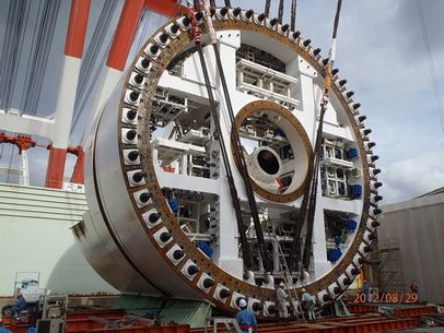Roads Scholar: First Look at Seattle's Gigantic Boring Machine