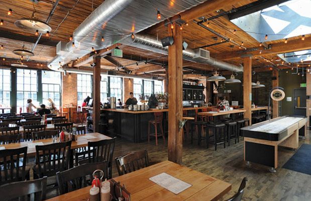 Brave Horse Tavern, a Fun and Noisy Pub