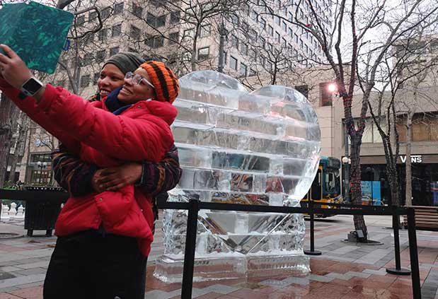 Go See this Heart-Shaped Ice Sculpture in Westlake Park