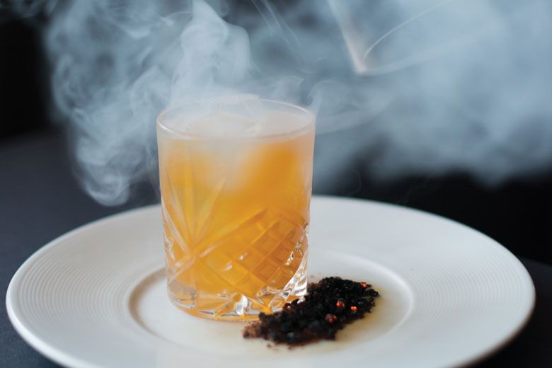 Find the Perfect Drink at These Seattle Cocktail Bars 西雅图豪华鸡尾酒吧：浅酌慢饮最佳去处