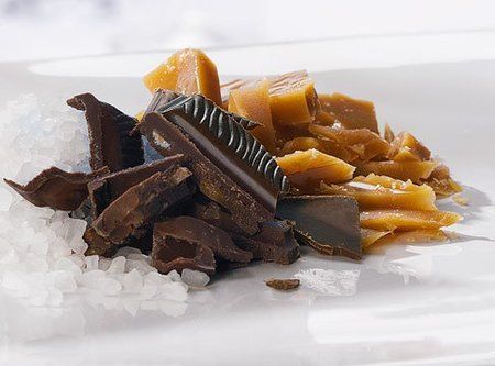 Fashion Friday: Last-minute Gift Ideas and Sales