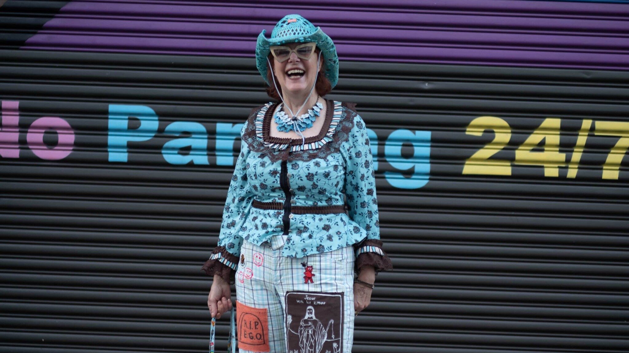 Kelly Lyles shows off her style.