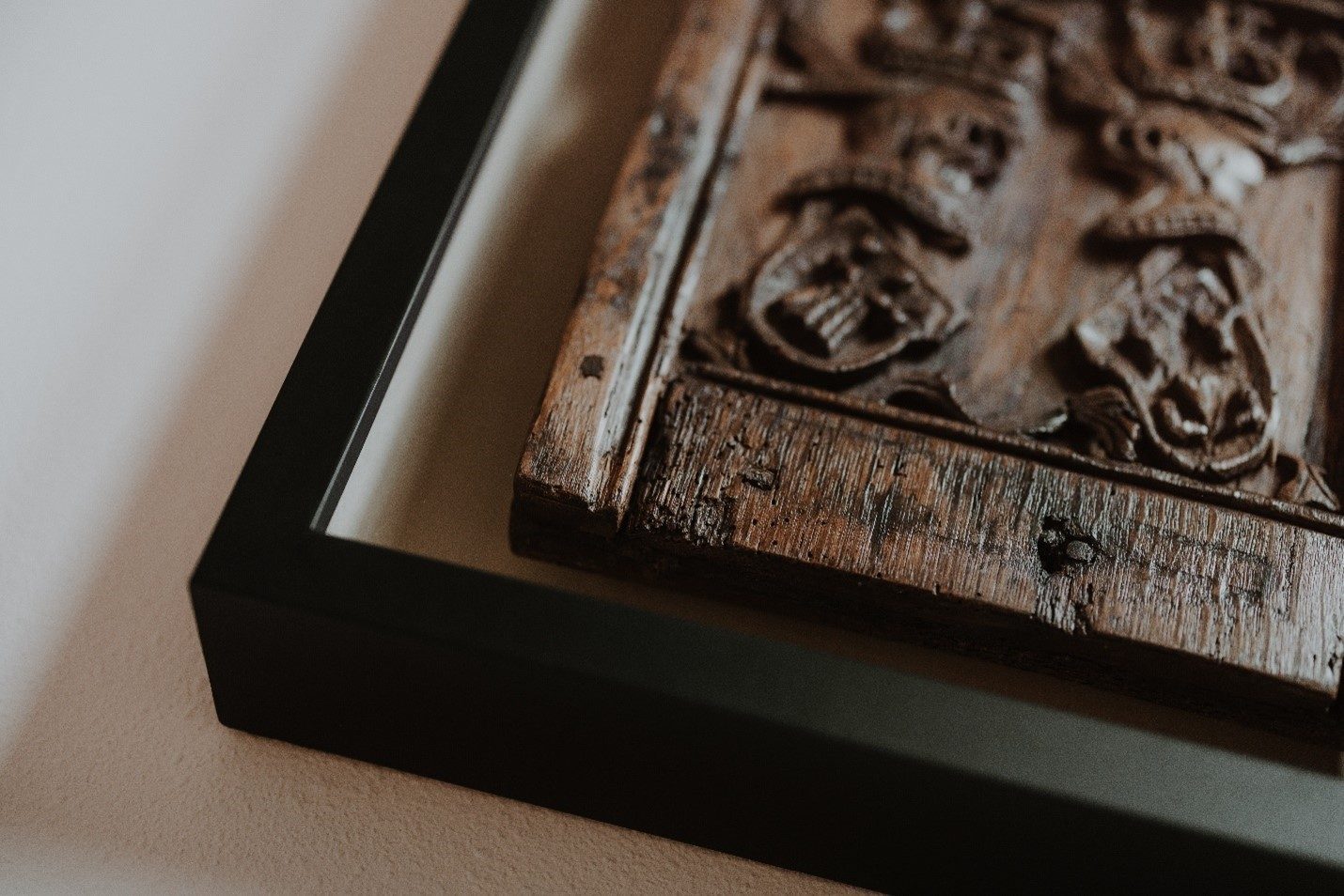 Framing of an antique block
