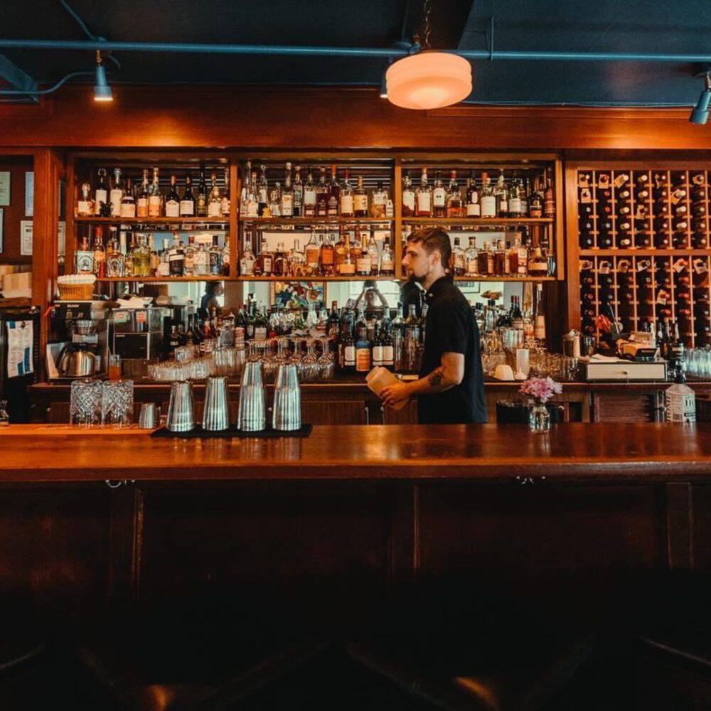 Seattle Restaurant Roundup: Tourists, Canadians, Hot Honey, and Cider