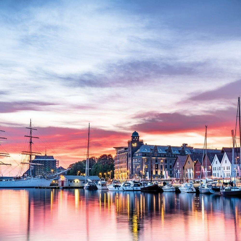 Bergen: Finding a Home, Abroad