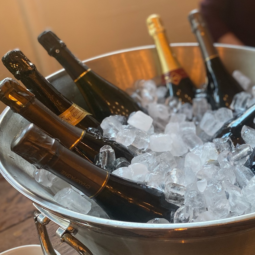 Restaurant Roundup: Classy Tailgating and a Champagne Cave